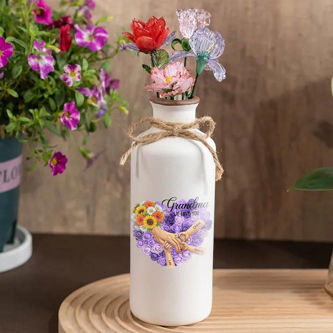 Personalized "Sunflower" Vase-Personalized Grandma Holding Hands|Best Mother's Day Gift– Timeless Gift for Every Home