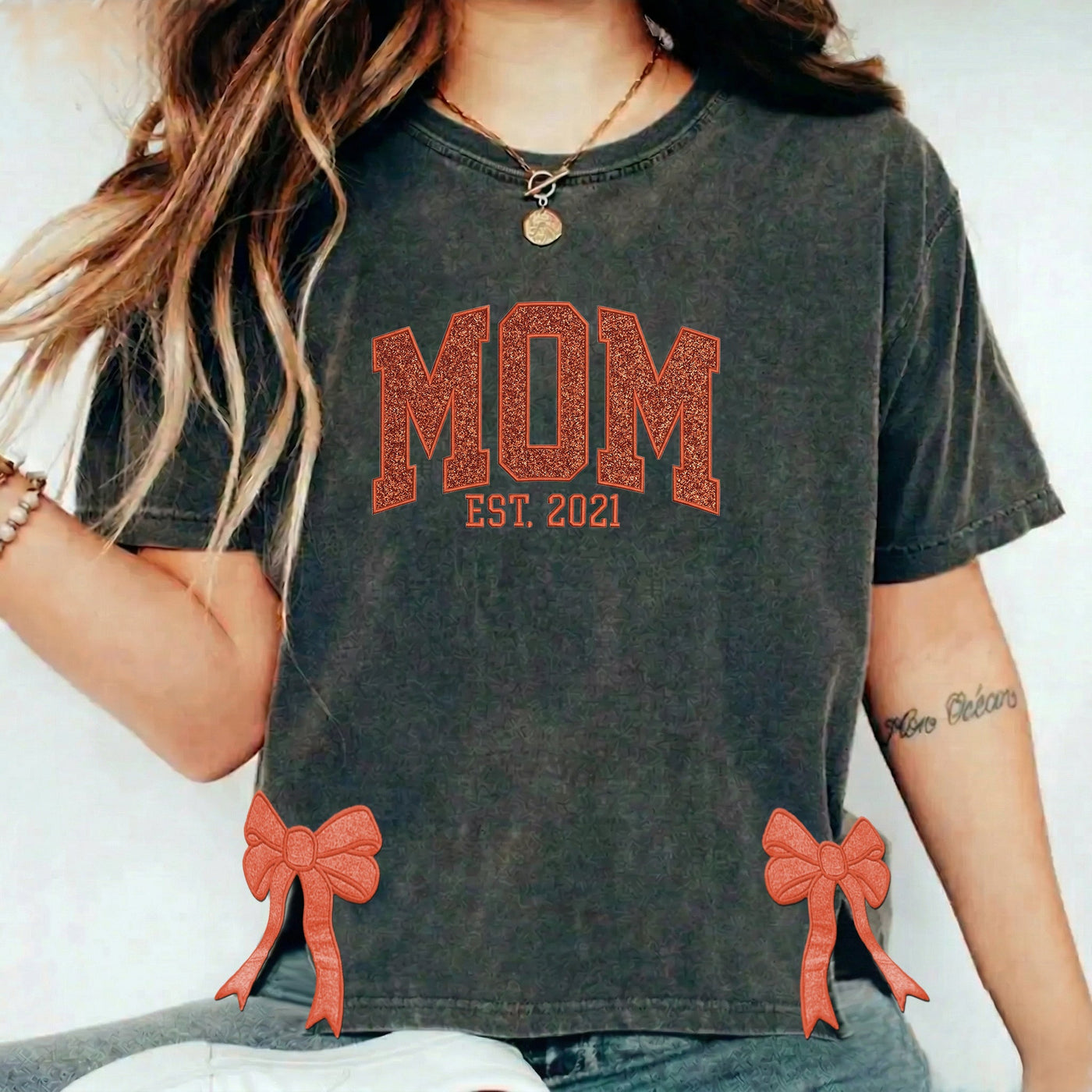 Custom Trendy and Cute Mama Embroidered Glitter Side Bow Washed Sweatshirt | Mother's Day Gift