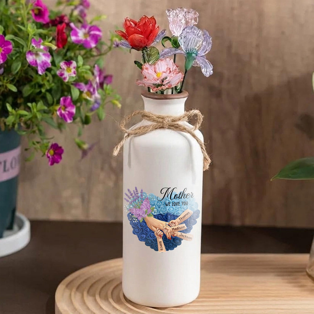 Personalized "Lavender" Vase-Personalized Mother Holding Hands|Best Mother's Day Gift– Timeless Gift for Every Home