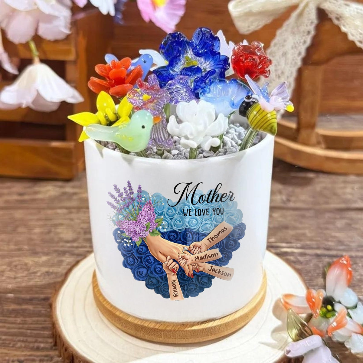Personalized Large Lavender Plant Pot-Personalized Mom Holding Hands|Best Mother's Day Gift– Timeless Gift for Every Home