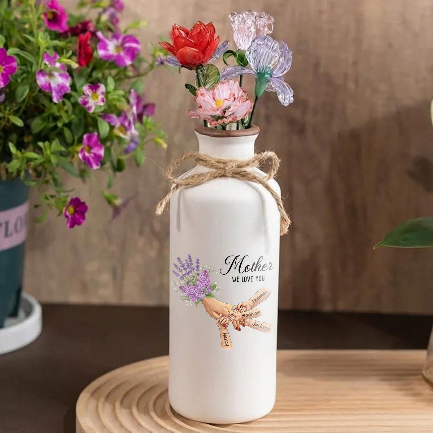 Personalized "Lavender" Vase-Personalized Mother Holding Hands|Best Mother's Day Gift– Timeless Gift for Every Home