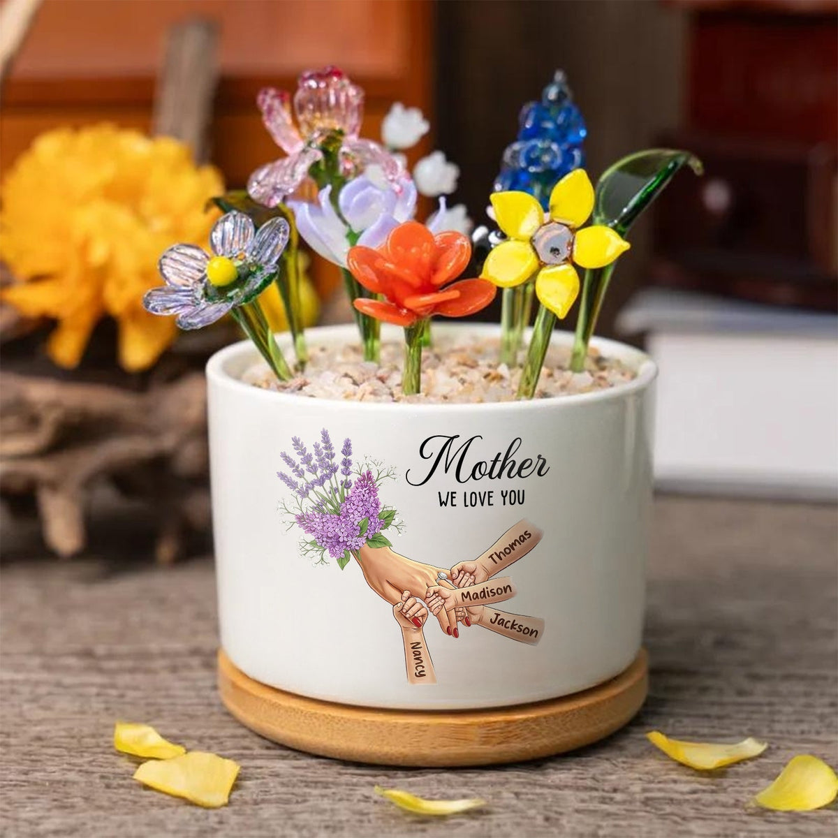 Personalized Large Lavender Plant Pot-Personalized Mom Holding Hands|Best Mother's Day Gift– Timeless Gift for Every Home