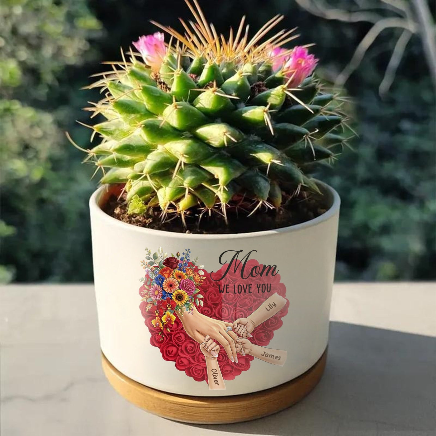 Personalized Plant Pot-Personalized Mom Holding Hands|Best Mother's Day Gift– Timeless Gift for Every Home