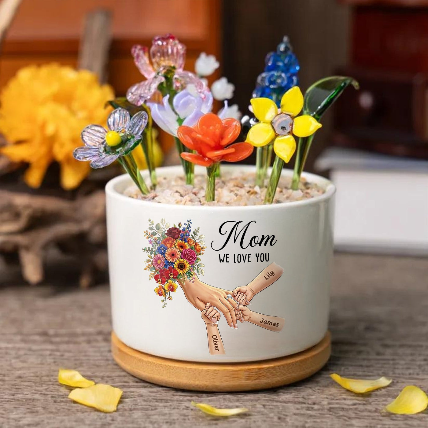 Personalized Large Plant Pot-Personalized Mom Holding Hands|Best Mother's Day Gift– Timeless Gift for Every Home