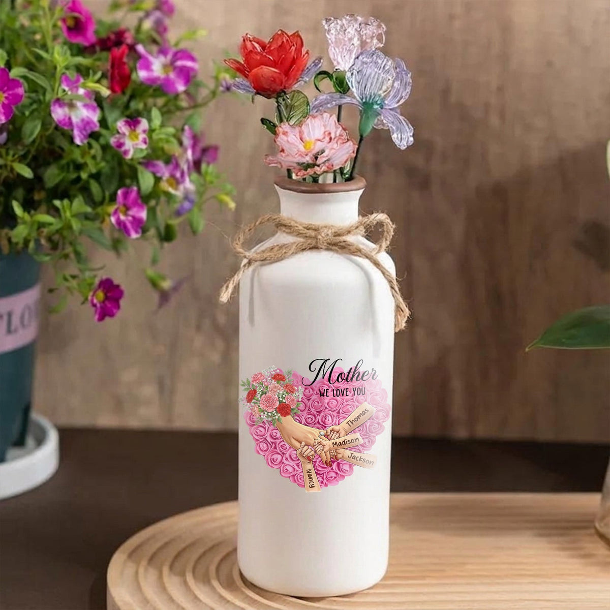 Personalized "Carnation" Vase-Personalized Mother Holding Hands|Best Mother's Day Gift– Timeless Gift for Every Home