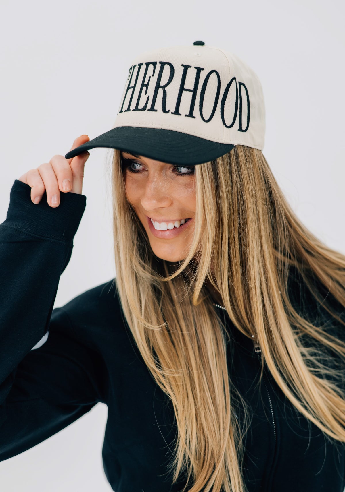 🧢 Custom Motherhood Embroidered Trucker Hat – Classic Mom Baseball Cap | Mother's Day Gift