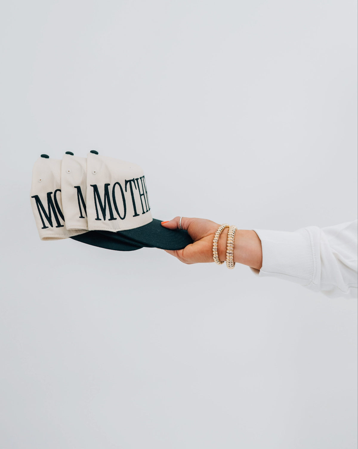 🧢 Custom Motherhood Embroidered Trucker Hat – Classic Mom Baseball Cap | Mother's Day Gift