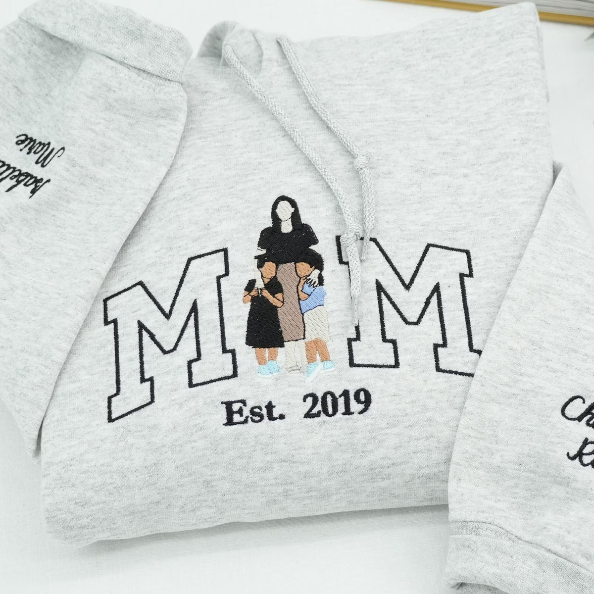 Custom Embroidered Photo Mom and Kids Family Portrait Sweatshirt |  Mother's Day Gifts